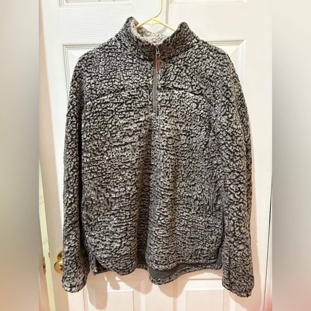 Gray Thread & Supply Wubby Sherpa Quarter Zip Pullover Size Large
